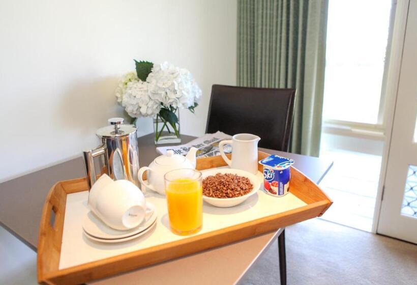 جناح إدارى سرير كينج, Golden Heritage Accommodation