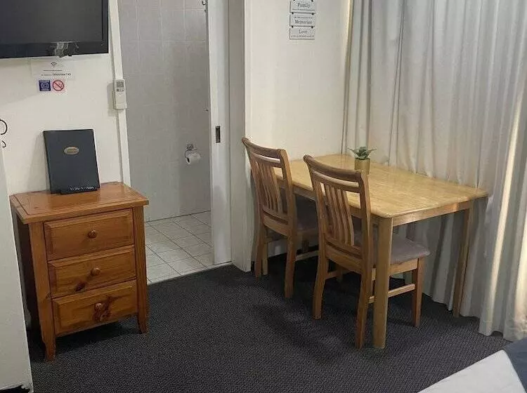 اتاق استاندارد, Lakeview Motor Inn