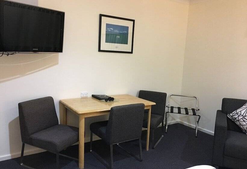 Номер Deluxe, Lakeview Motor Inn