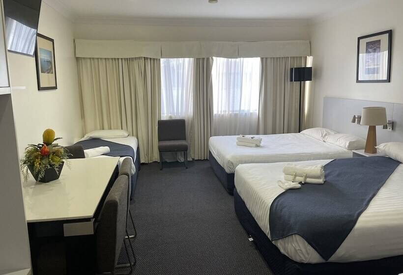 اتاق لوکس, Lakeview Motor Inn