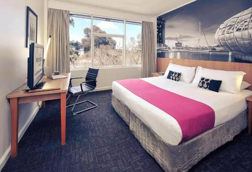 キングサイズベッドのスタンダードルーム, Mercure North Melbourne