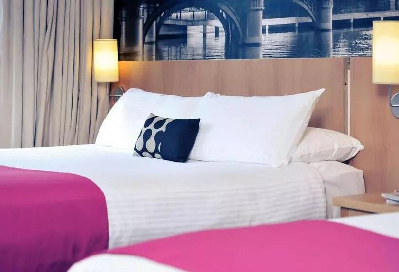 スタンダードトリプルルーム, Mercure North Melbourne
