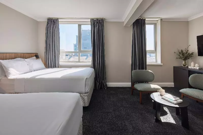 Quarto Familiar, Pensione Hotel Perth