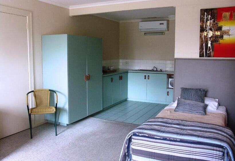 חדר משפחתי מקשר, Melaleuca Motel