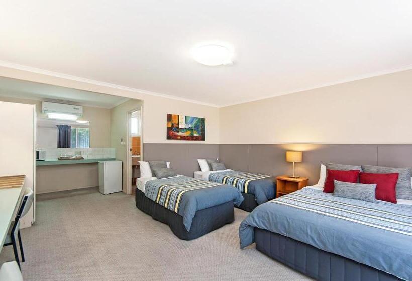 חדר משפחתי מקשר, Melaleuca Motel