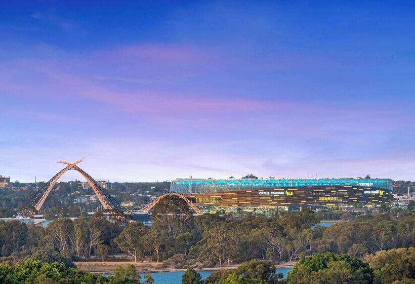 수피리어 룸 강 전망, Metro Hotel Perth