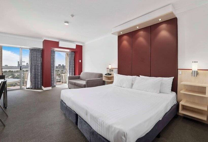 חדר סופריור נוף לנהר, Metro Hotel Perth