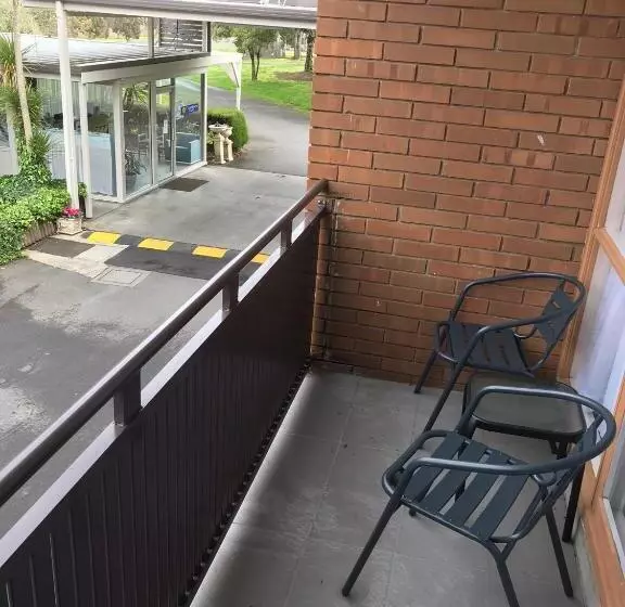 バルコニー付きデラックスルーム, Moe Parklands Motel
