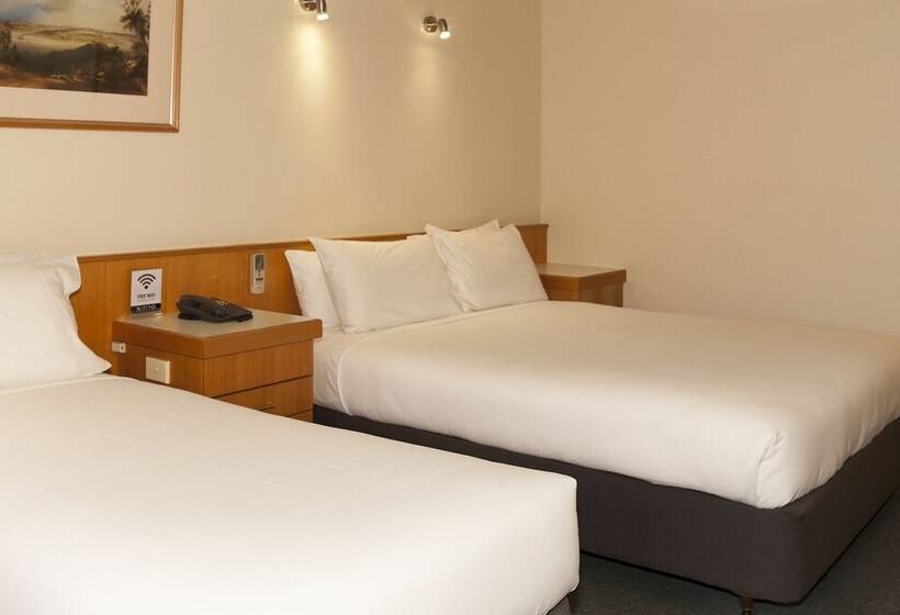 스탠다드 트리플 룸, Echuca Nirebo Motel