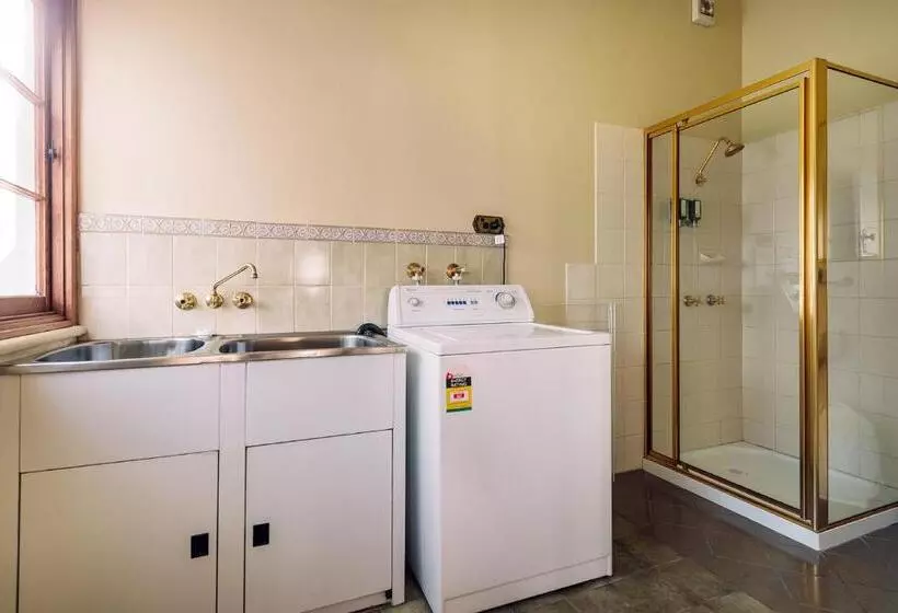 ２ベッドルームアパートメント, Fitzroy Motor Inn