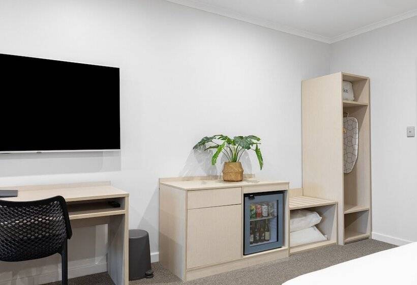 جناح إدارى, Presidential Motel