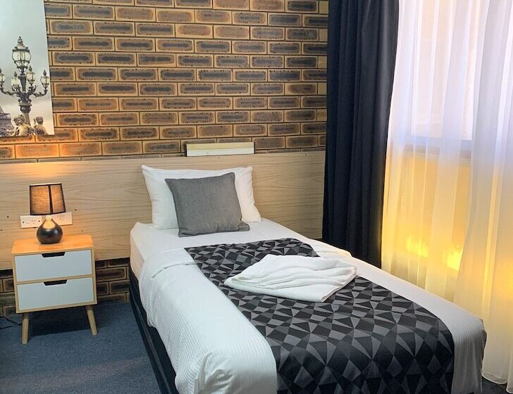 חדר סטנדרט, Squatters Homestead Motel