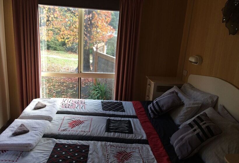 패밀리 룸, The Grampians Motel