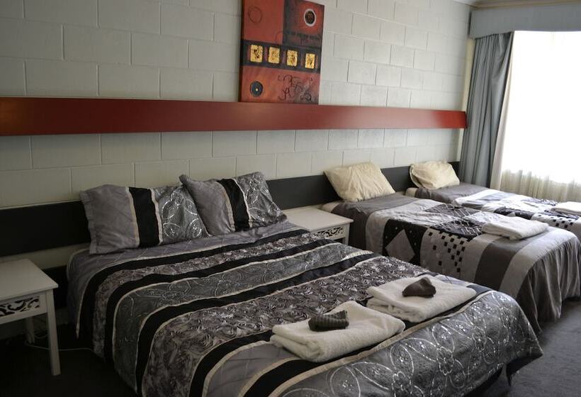 Семейный Номер, The Grampians Motel