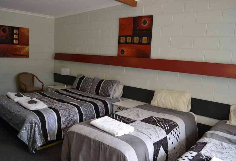 Семейный Номер, The Grampians Motel