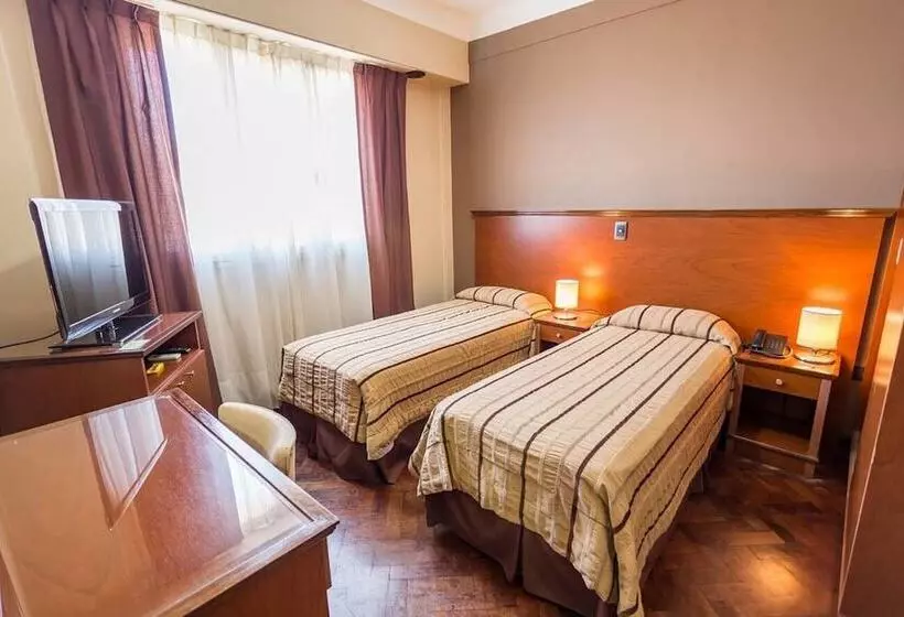 Standardzimmer, Dorá