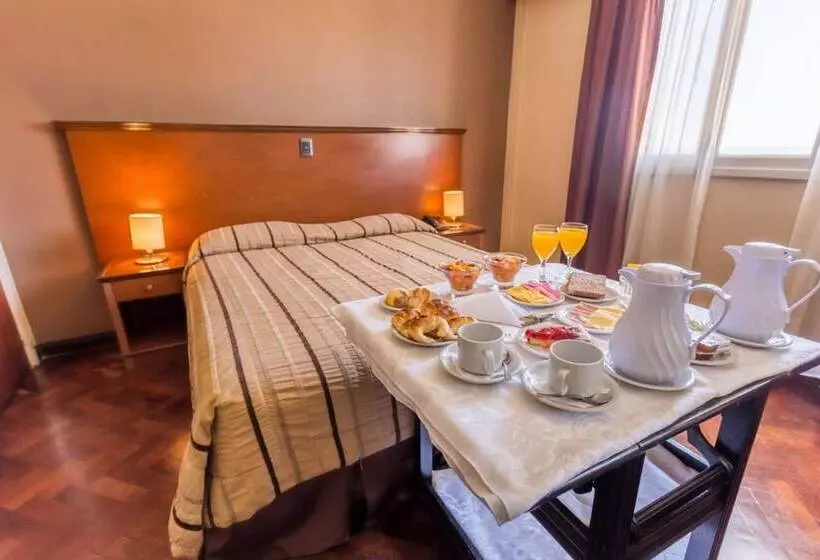 Standardzimmer, Dorá