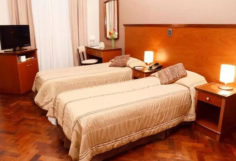 Standardzimmer, Dorá