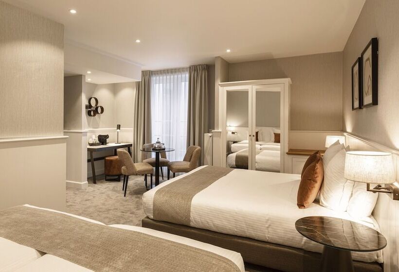 Четырехместный Номер Стандарт, Dukes  Academie Brugge   By Dukes  Hotel Collection