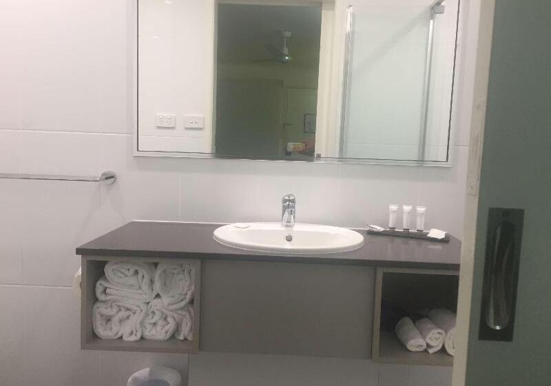 اتاق استاندارد سه نفره, Best Western Cattle City Motor Inn