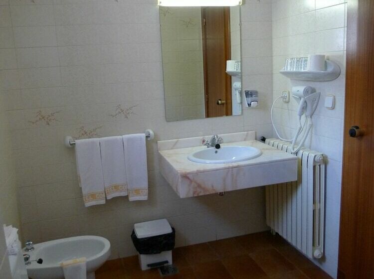 اتاق استاندارد, Evenia Coray