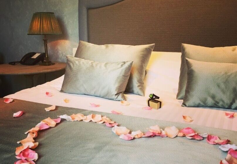 اتاق لوکس, Boutique Hotel De Castillion   Small Elegant Family