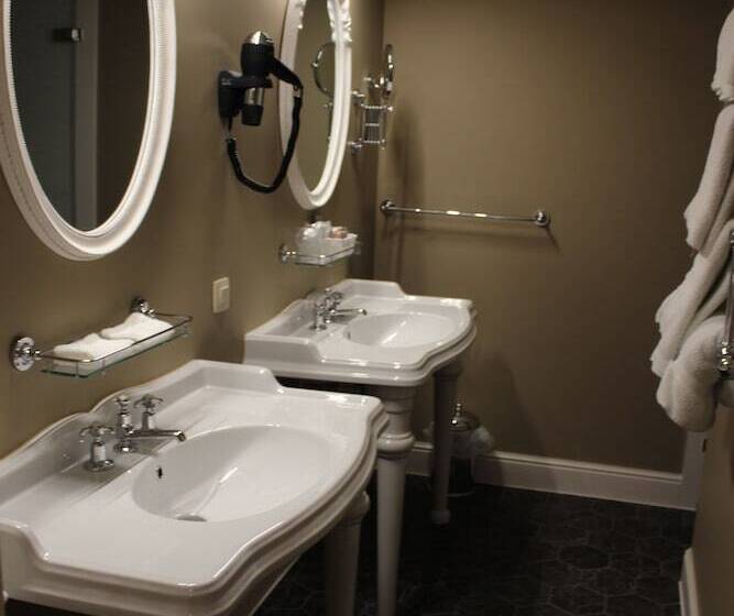 트리플 클래식 룸, Boutique Hotel De Castillion   Small Elegant Family