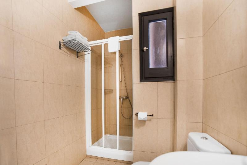 اتاق استاندارد, Glaner Hotel Cafe