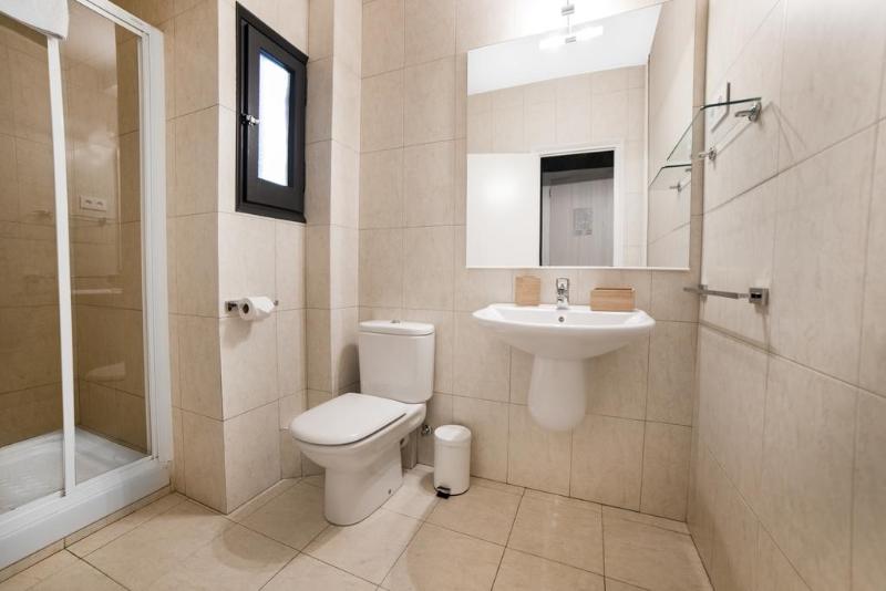 اتاق استاندارد, Glaner Hotel Cafe