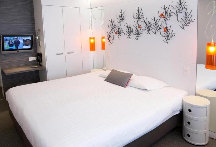 غرفة كومفورت, Glenmore