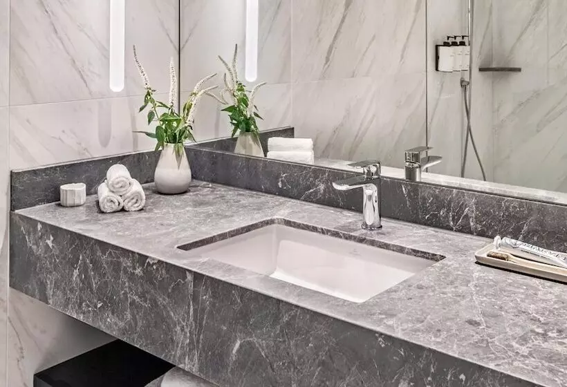 اتاق استاندارد با تخت دوبل و چشمانداز, Intercontinental Sydney, An Ihg