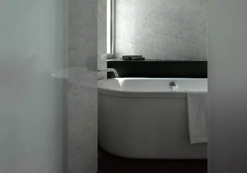 سوییت اجرایی, Madison Plaza Townsville
