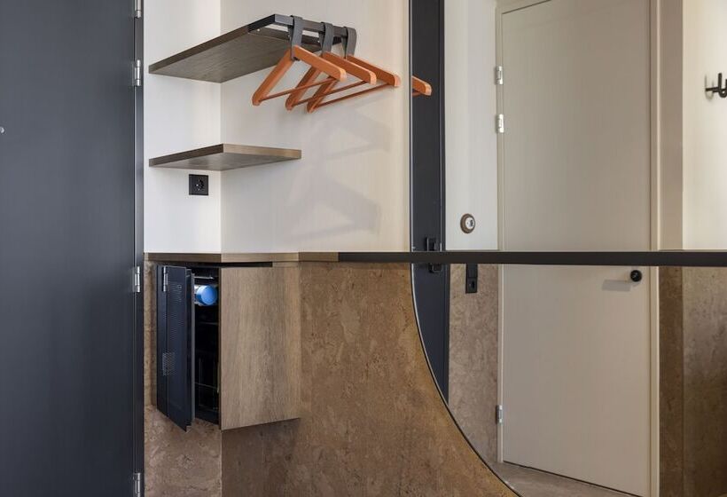 Номер Superior, The Usual Brussels