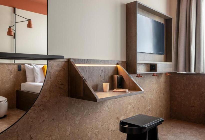 Номер Deluxe Кровать Кинг, The Usual Brussels