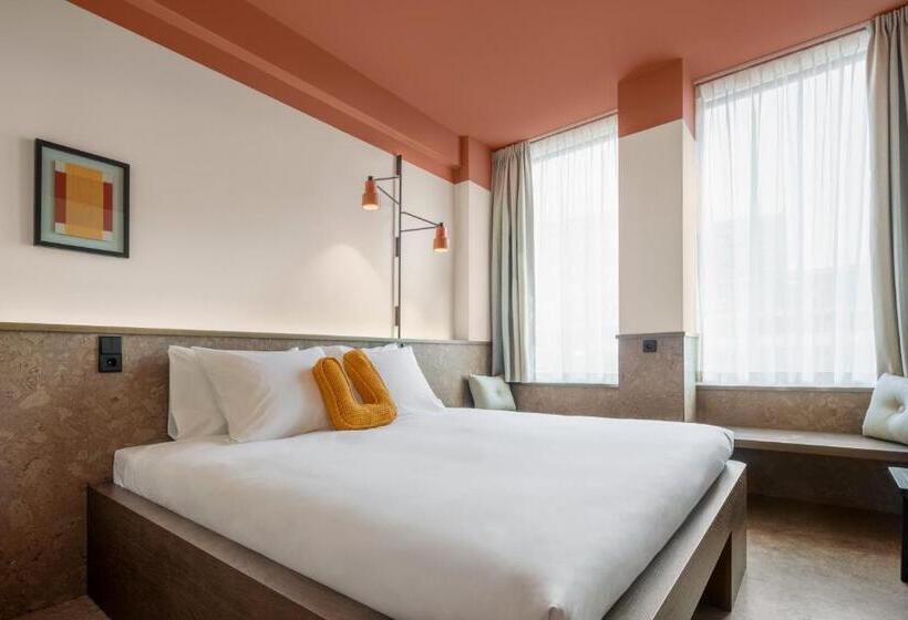 Номер Deluxe Кровать Кинг, The Usual Brussels