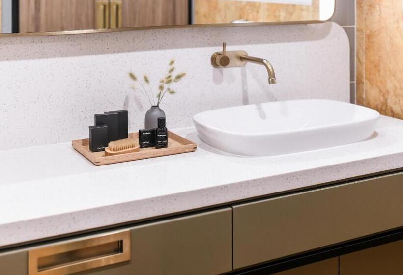 מיטת קינג בסוויטה, Powerhouse Hotel Tamworth By Rydges