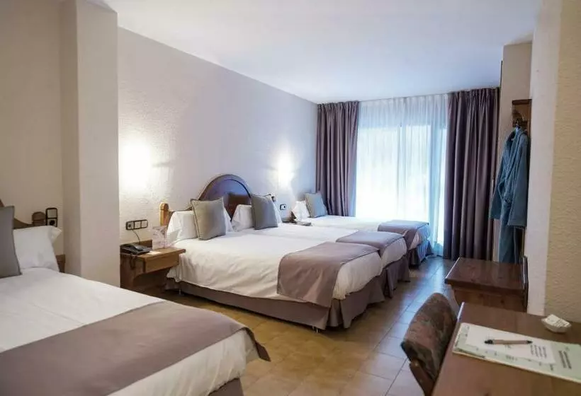 4 Bett Superior Zimmer, Sant Gothard by Nexta
