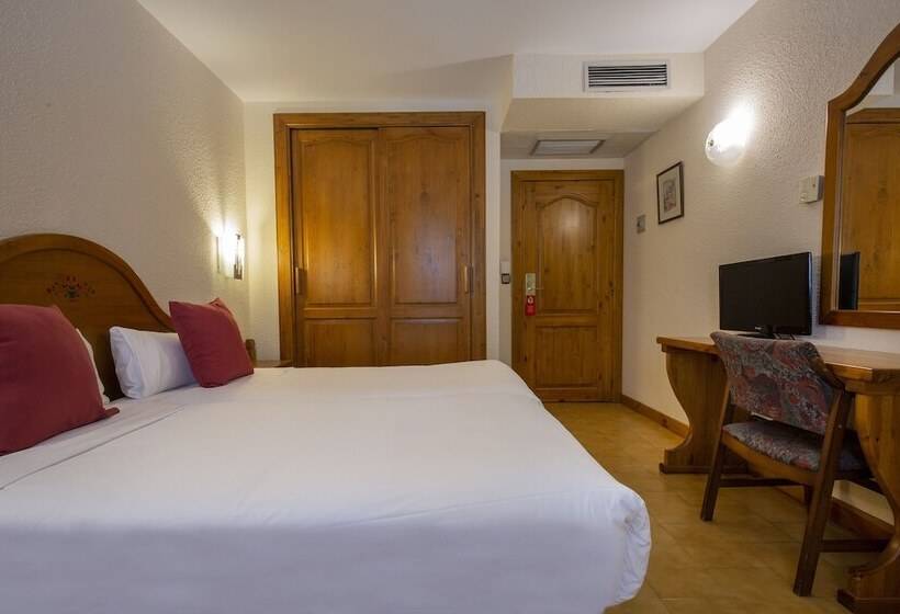 اتاق سوپریور چهار تخته, Sant Gothard by Nexta