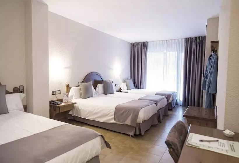 4 Bett Superior Zimmer, Sant Gothard by Nexta