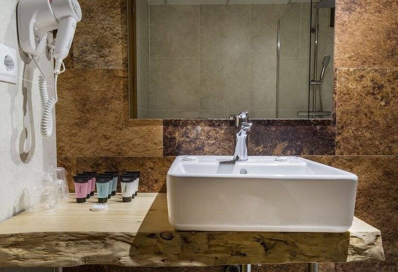 חדר סופריור לשלושה, Sant Gothard by Nexta