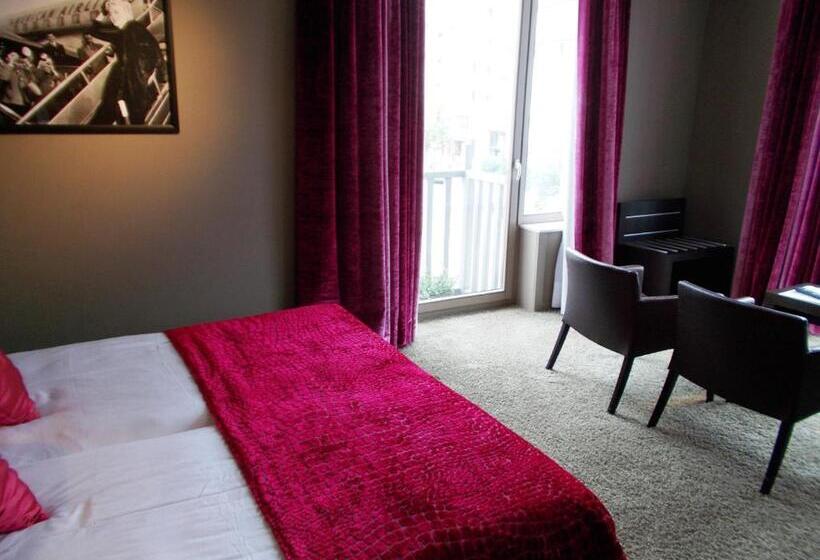 高级海景房, The Memlinc