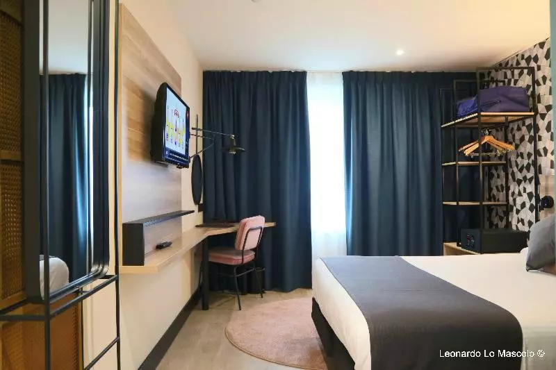 ビジネスルーム, Hôtel De L Univers Liège