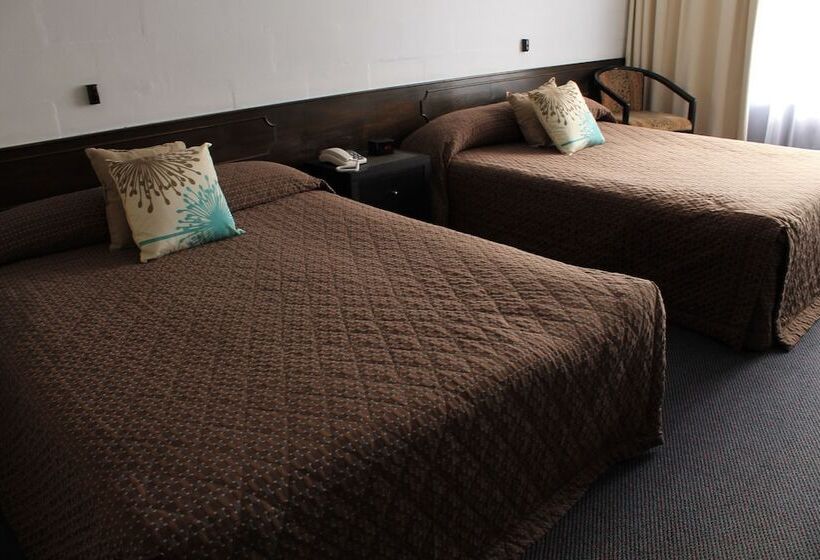 اتاق استاندارد در طبقه همکف, West Coaster Motel