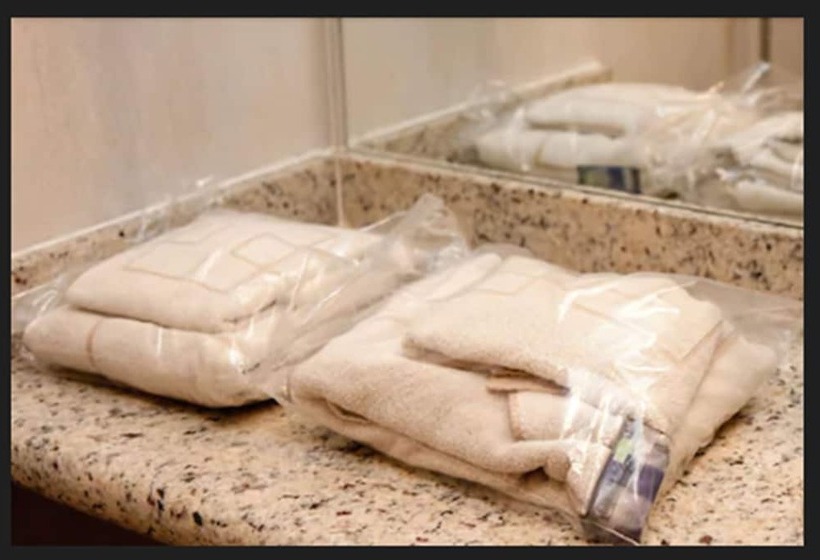 اتاق استاندارد سه نفره, Atlantico Avenida