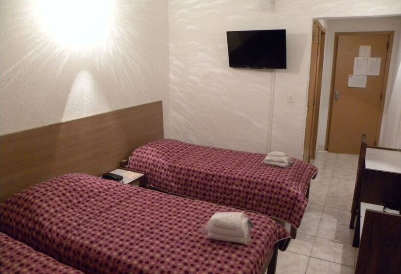 اتاق استاندارد سه نفره, Atlantico Avenida