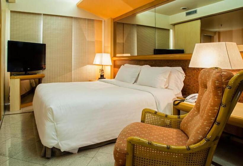 سوئیت مستر, Atlantico Star