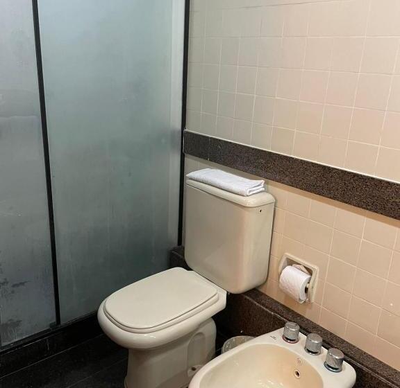 اتاق خانوادگی, Atlantico Star