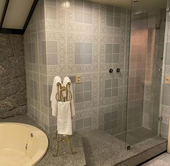 اتاق لوکس چهار تخته, Atlantico Star