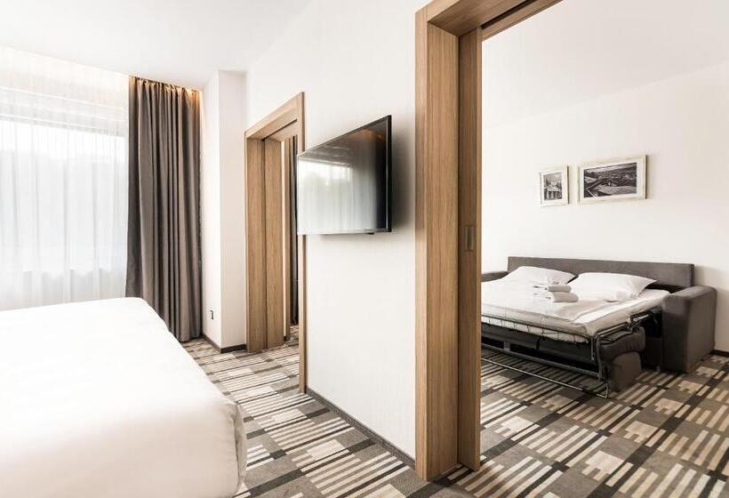 キングサイズベッドのスイートルーム, International Brno