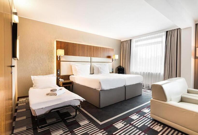 エクゼクティブジュニアスイート, International Brno